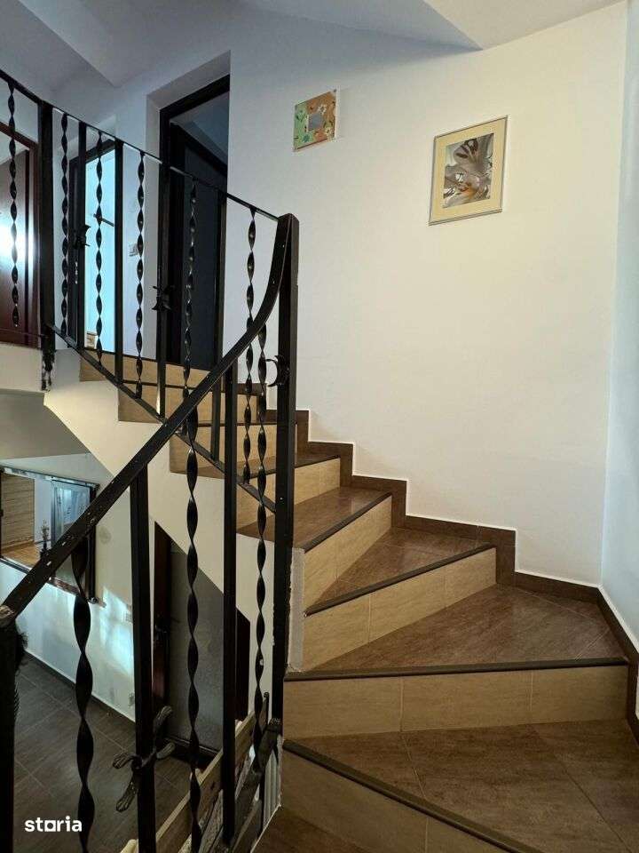 Vila Individuala 7 Camere 4 Locuri Parcare-17