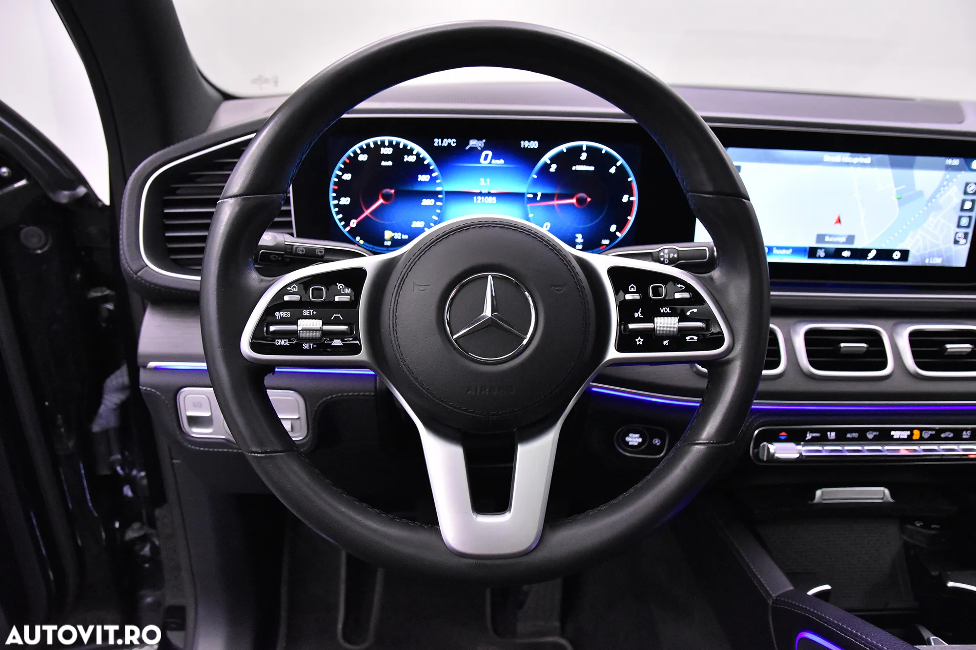 Mercedes-Benz GLE 300 d 4MATIC - 16