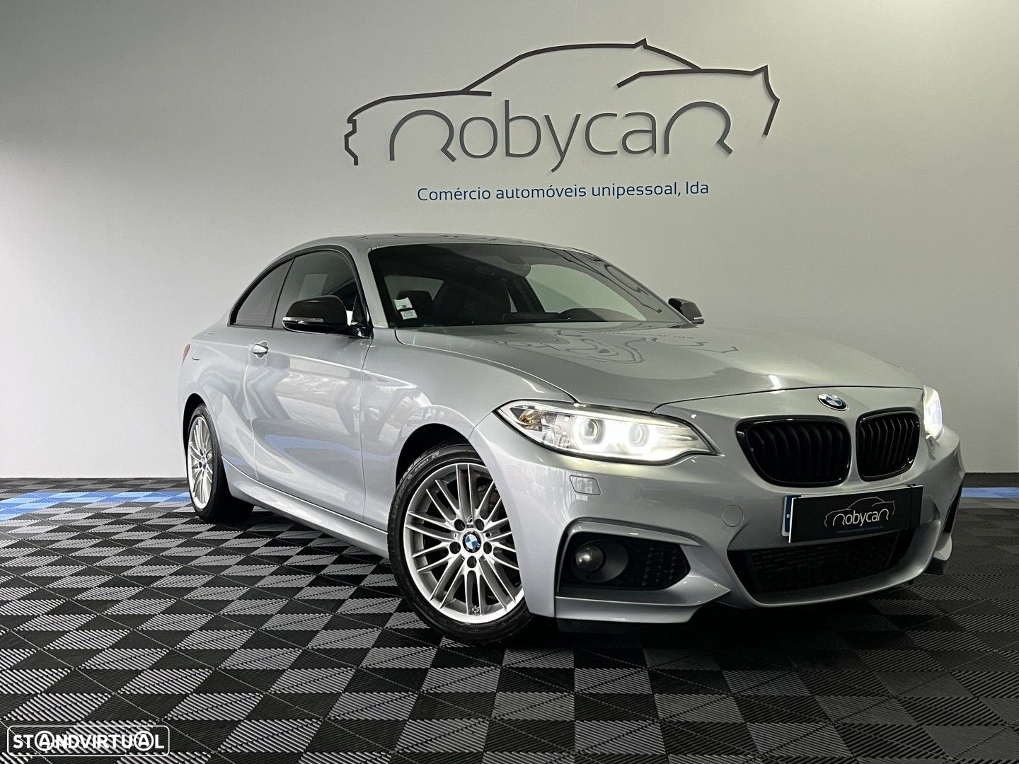 BMW 218 d Pack M - 3