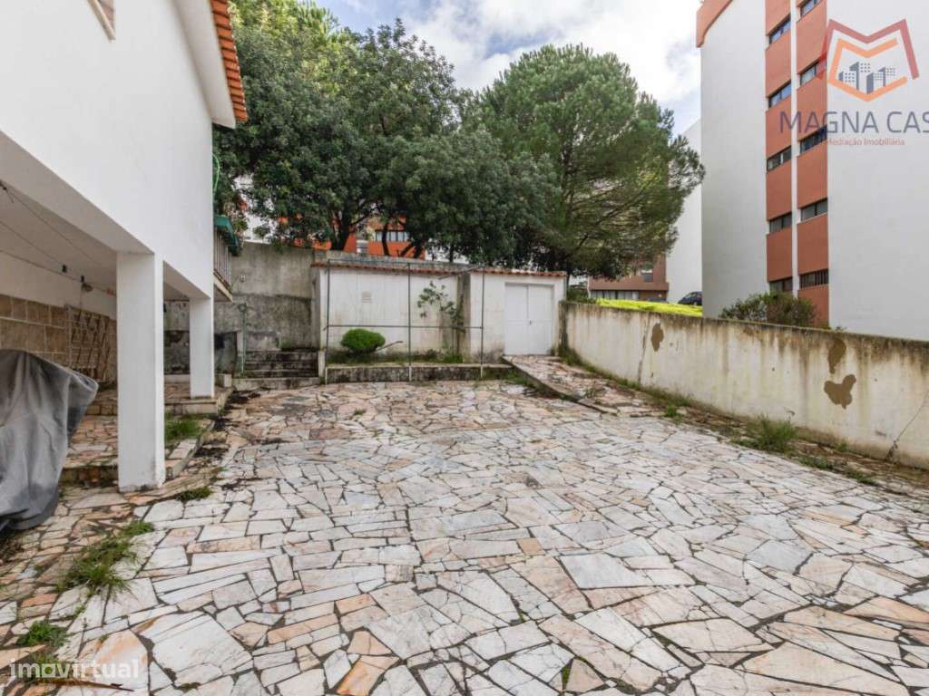 Moradia T10 com logradouro a 5 min da A5, a 7 min de carro da Nova ...-22