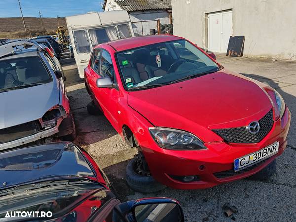 Dezmembrez Mazda 3 motor 1.6 benzina - 1