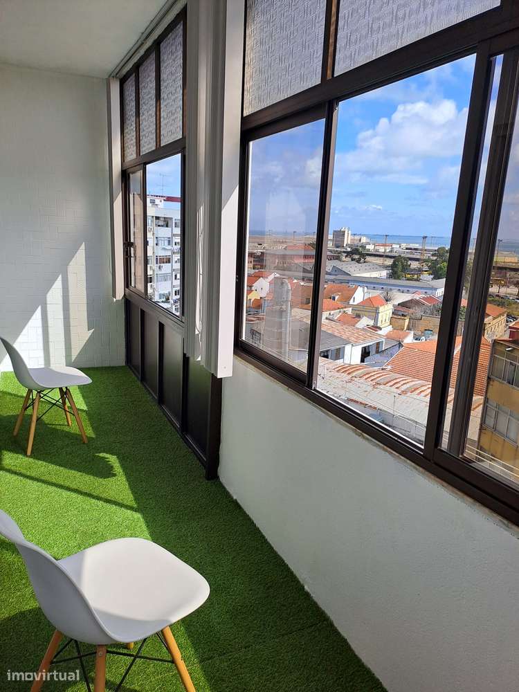 Apartamento T3, Almada-12