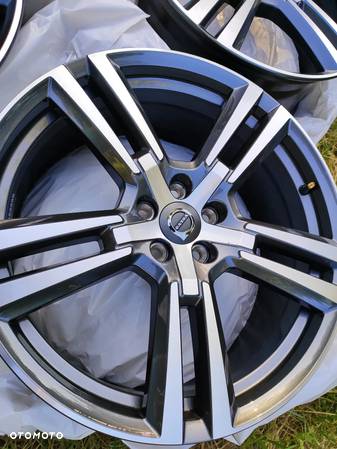 Nowe felgi aluminiowe 20'' 5x108. Volvo XC 60 Tech Black Diamond Okazja!!! - 2