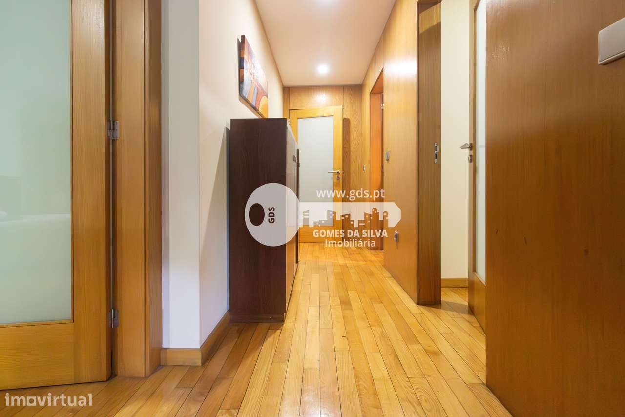 Apartamento T3 com excelentes áreas – Celeirós, Braga-26
