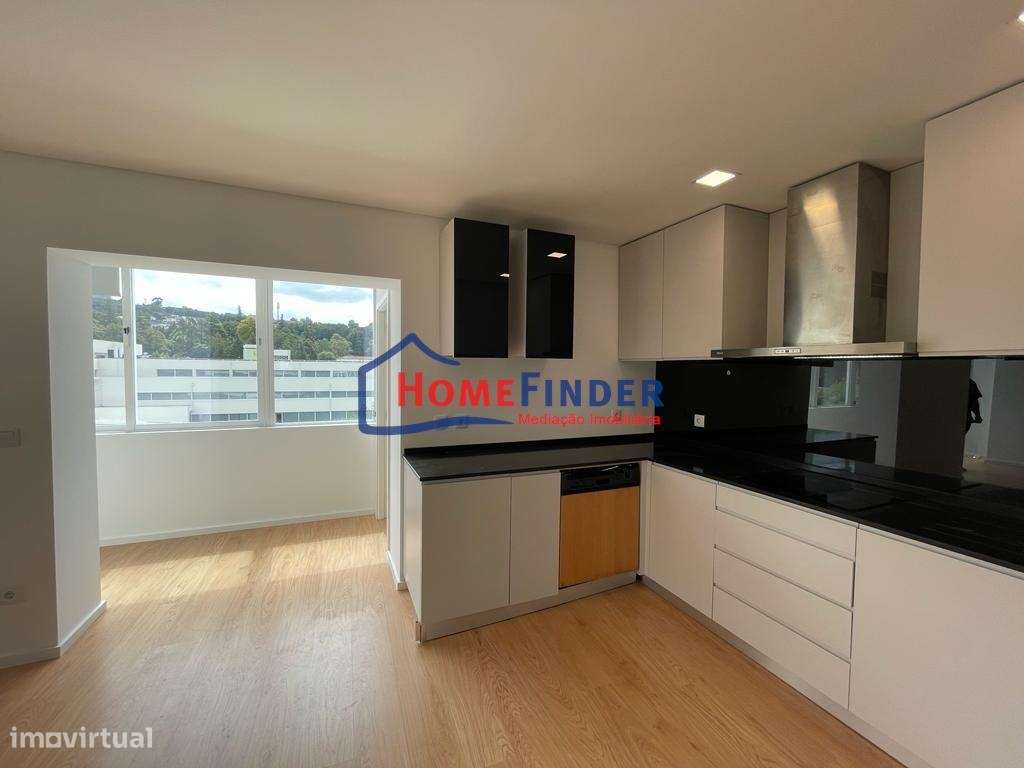 Apartamento T2 Duplex no Centro da Cidade de Braga - Grande imagem: 4/28