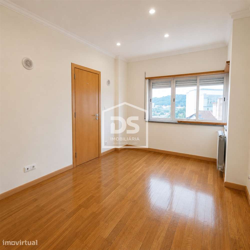Apartamento T4 Venda em Odivelas,Odivelas-12