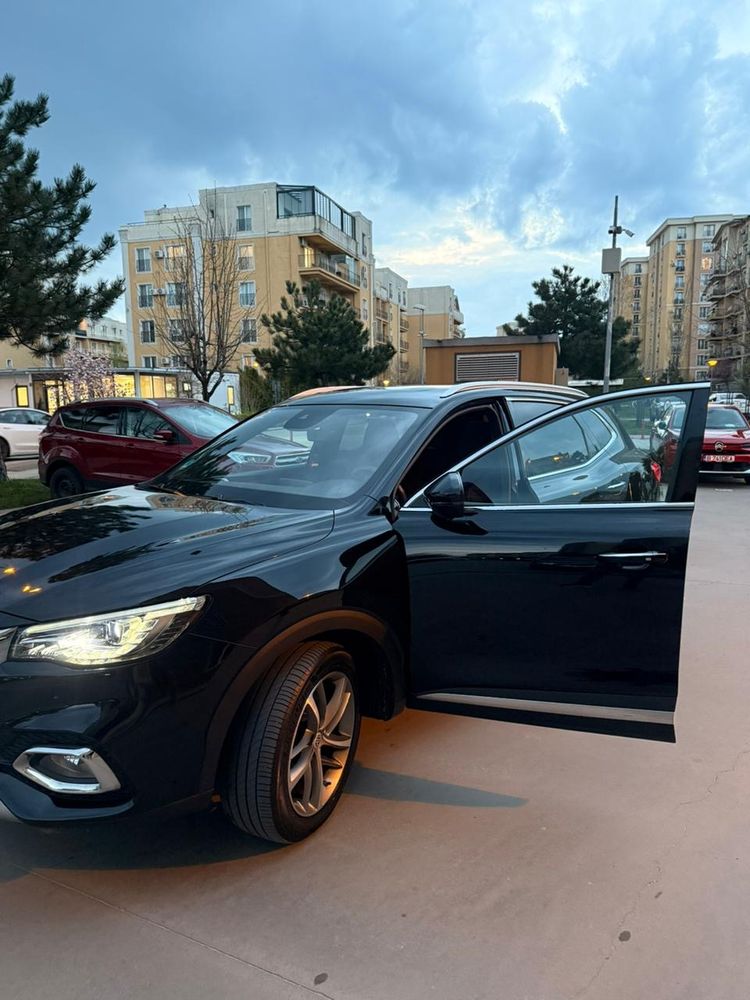 MG EHS 1.5T-GDI Luxury 2022