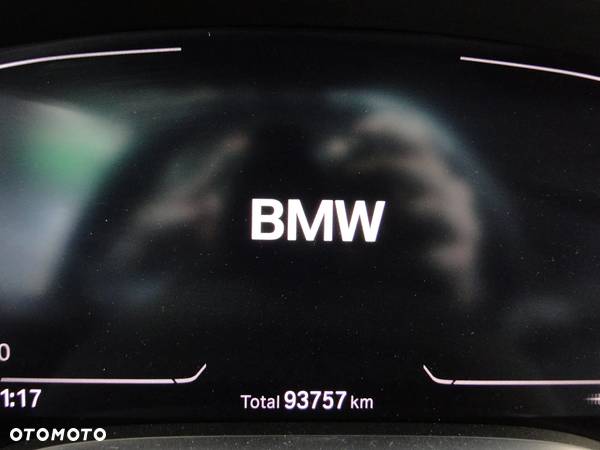 BMW Seria 7 730Ld xDrive - 28
