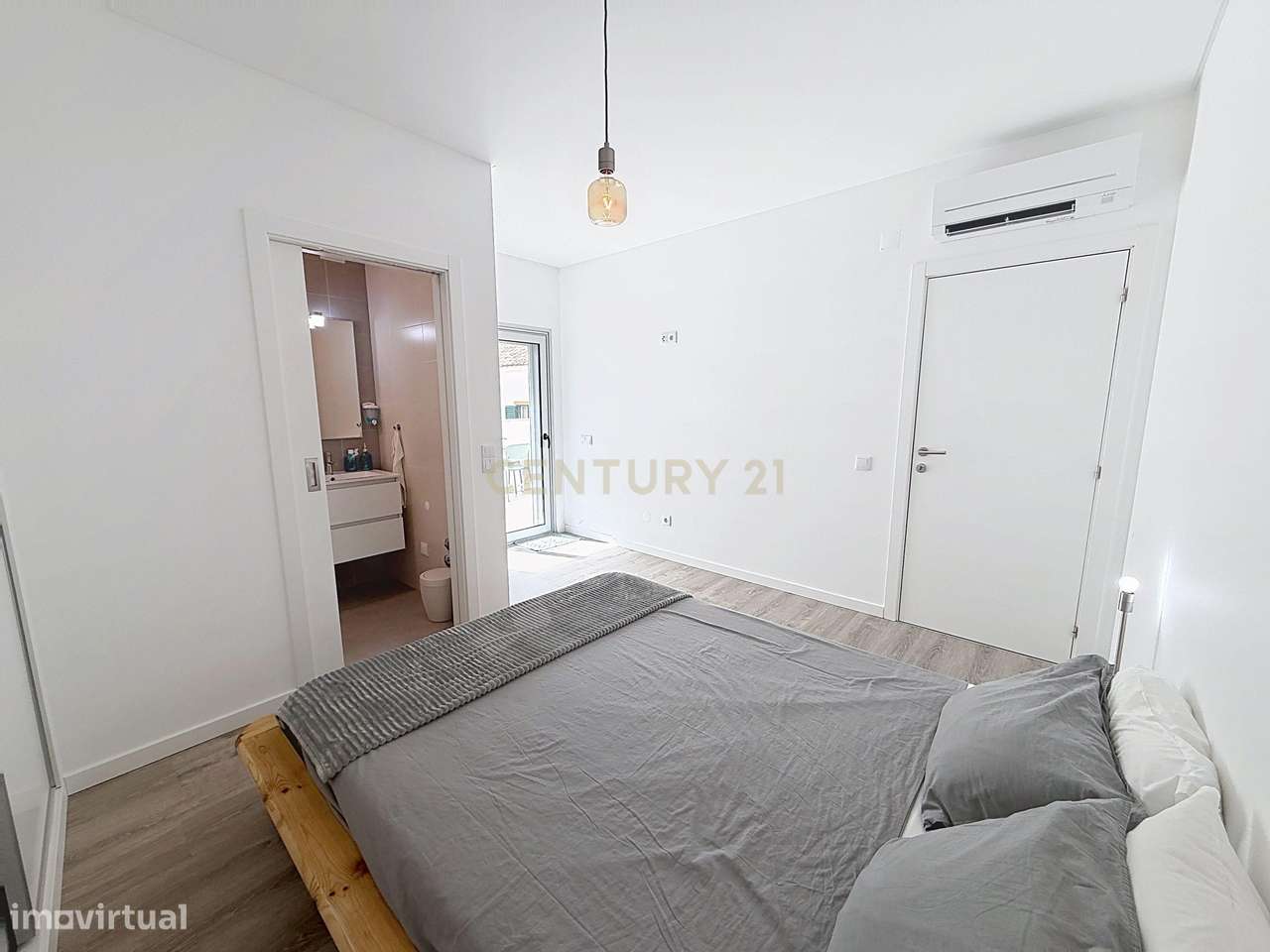 Apartamento T2 em Nazaré, Leiria - Oportunidade Única!-18