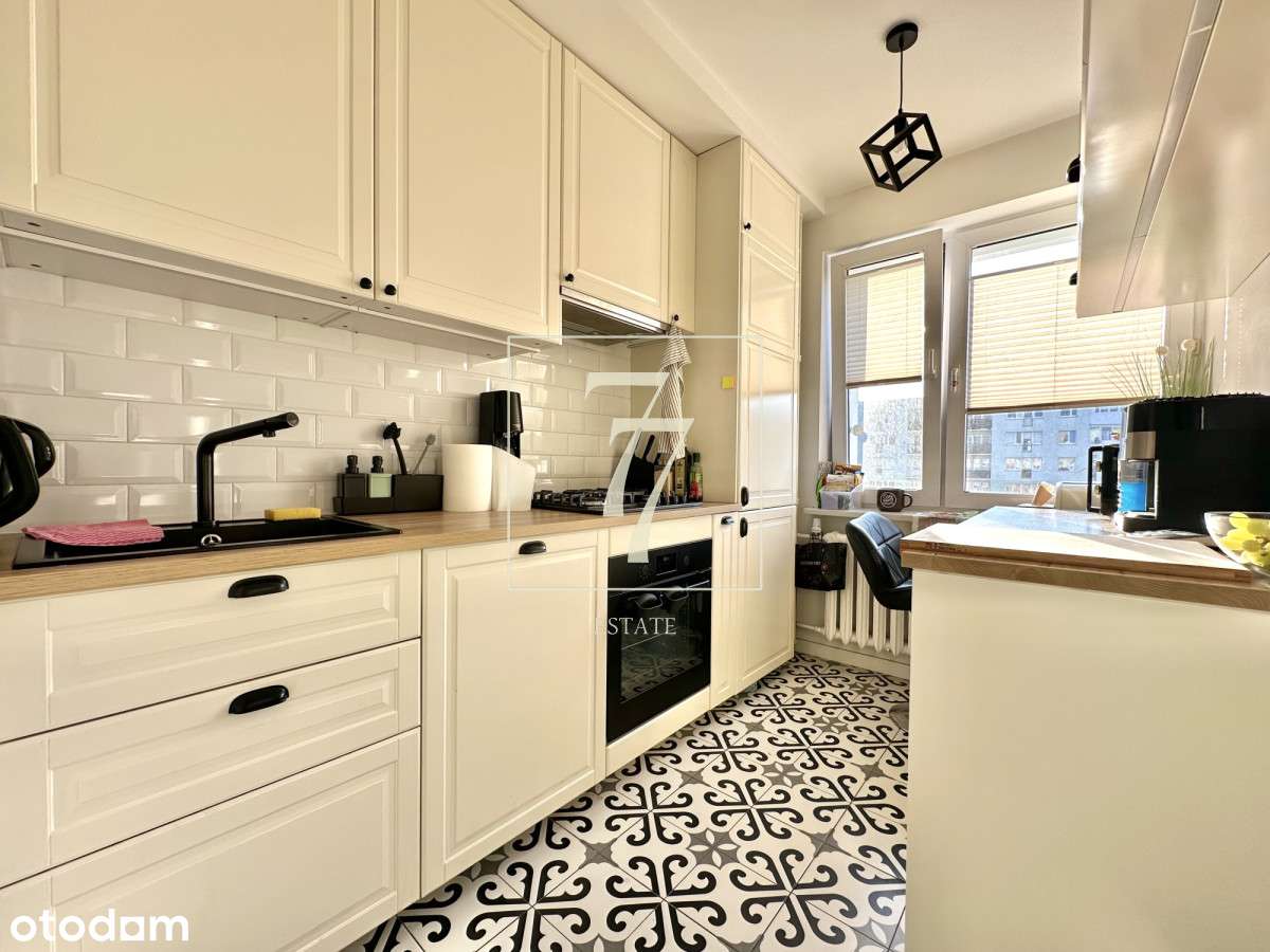 3 pokojowe, po generalnym remoncie w centrum-0