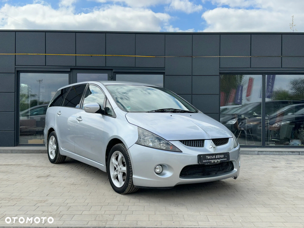 Mitsubishi Grandis 2.4 Intense - 2