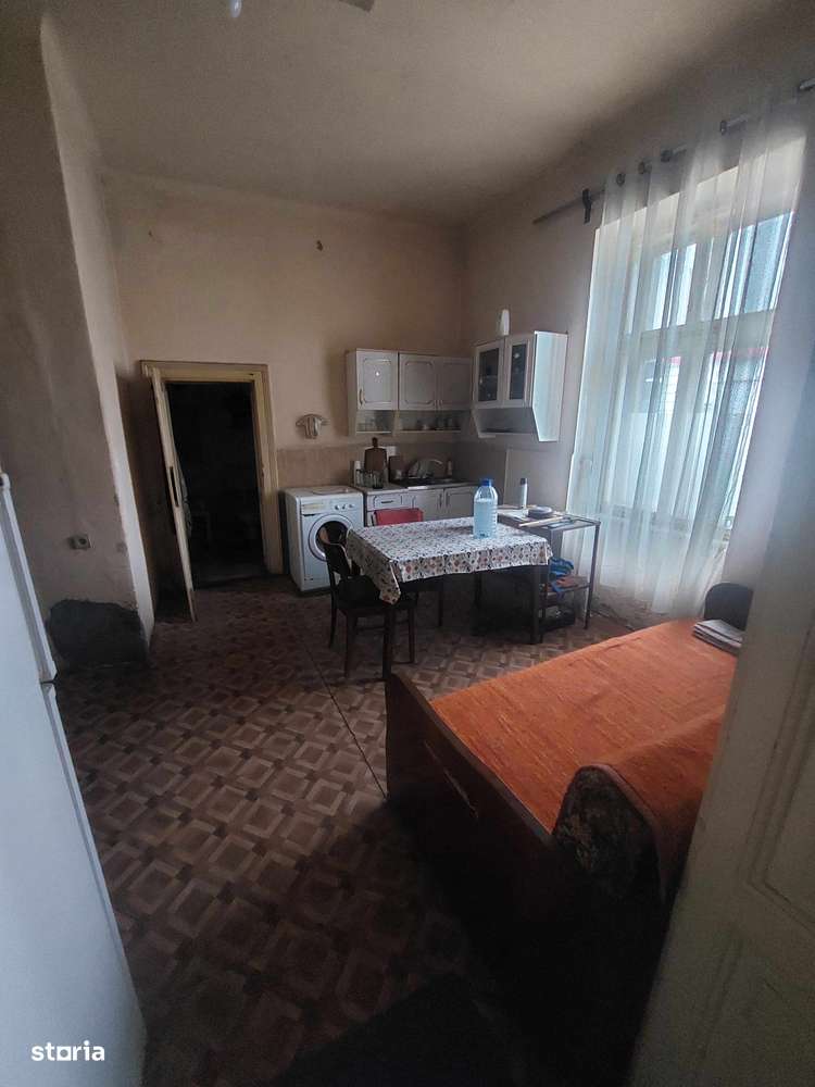 Ap. 2 cam. semidec. la casa central - Lupeni-3