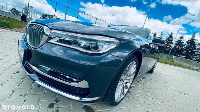 BMW Seria 7 740d xDrive - 8