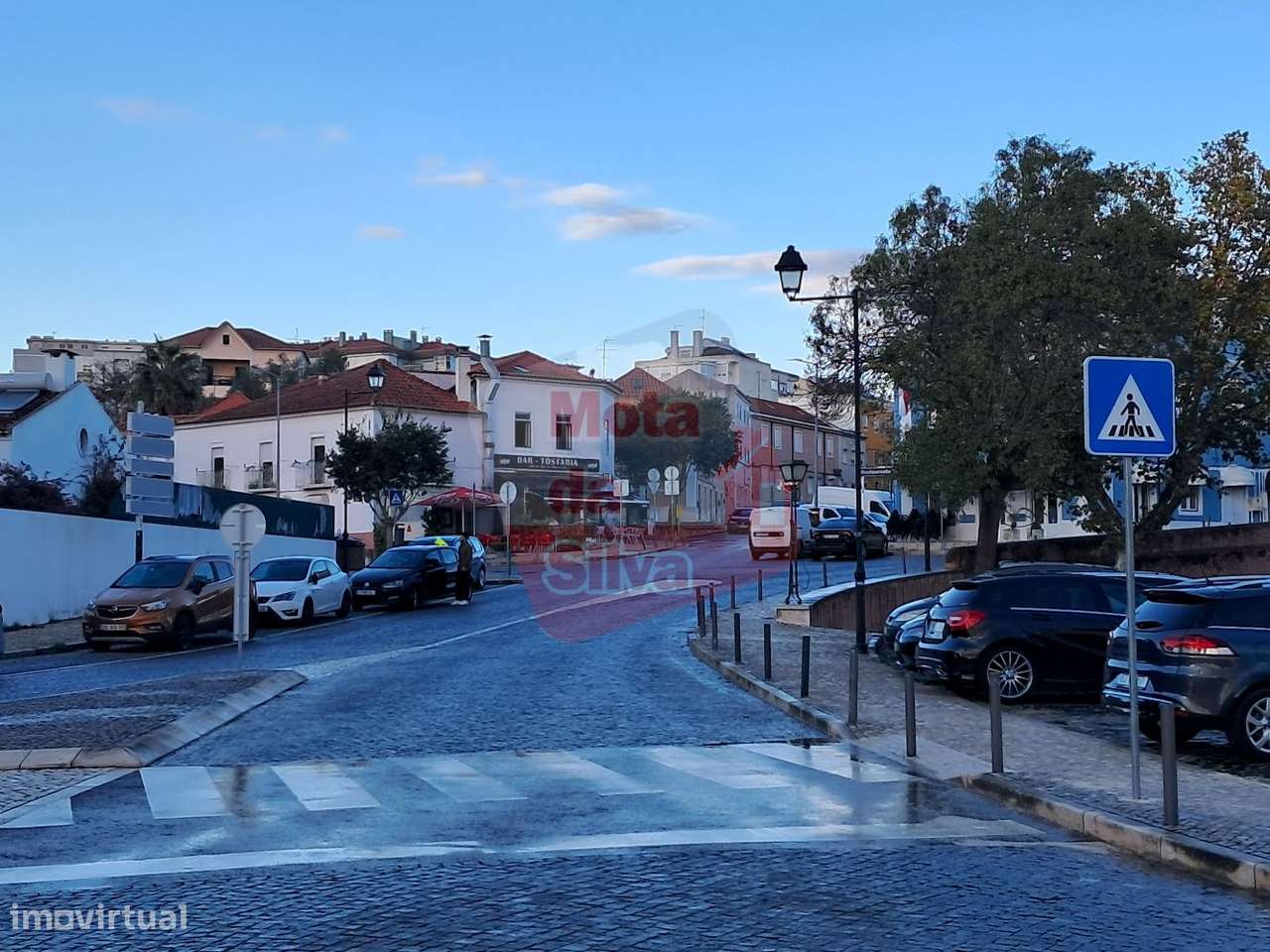 Excelente apartamento R/C, T2 com Logradouro em Queluz-1