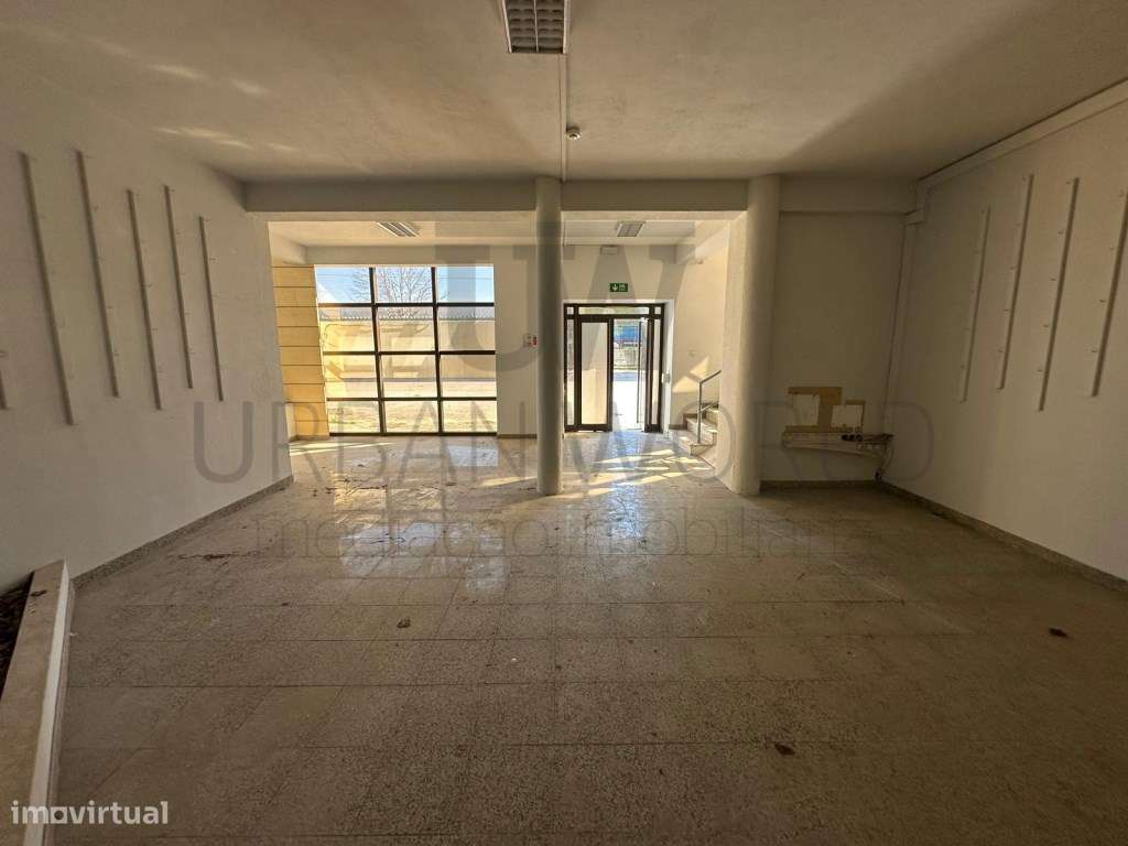 Armazém Industrial, Z. Industrial Torres Novas - Santarém, 12.056 m2-19