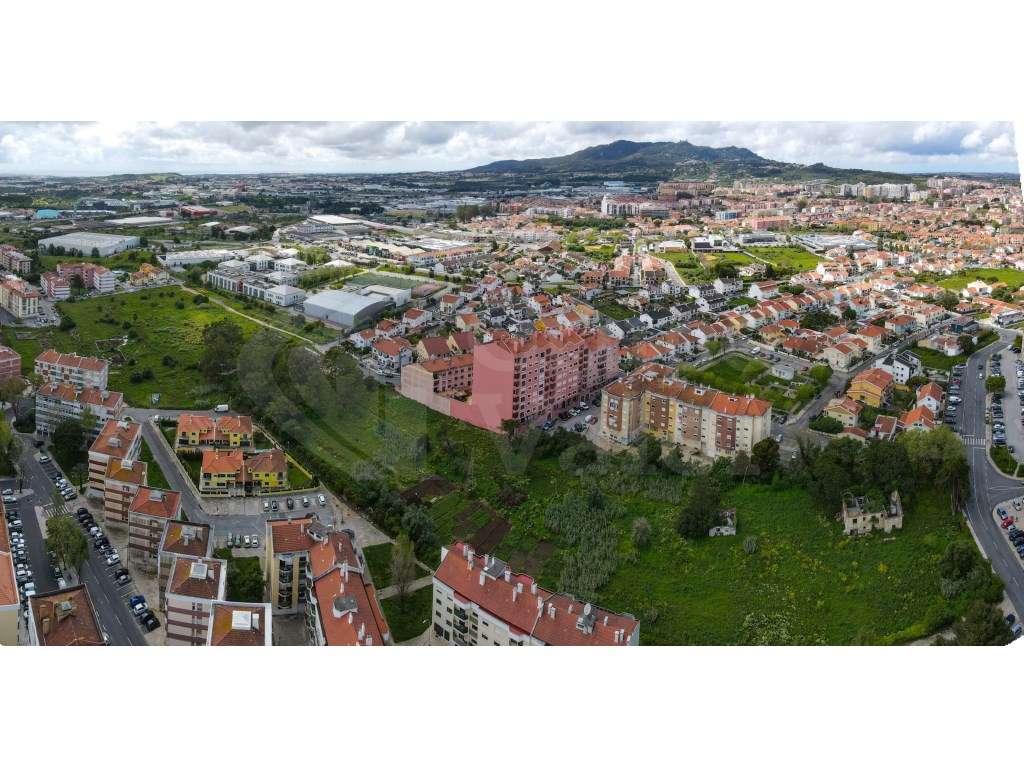 Terreno com Projeto Aprovado de Loteamento pela CMS para 8 Prédios,... - Grande imagem: 5/9