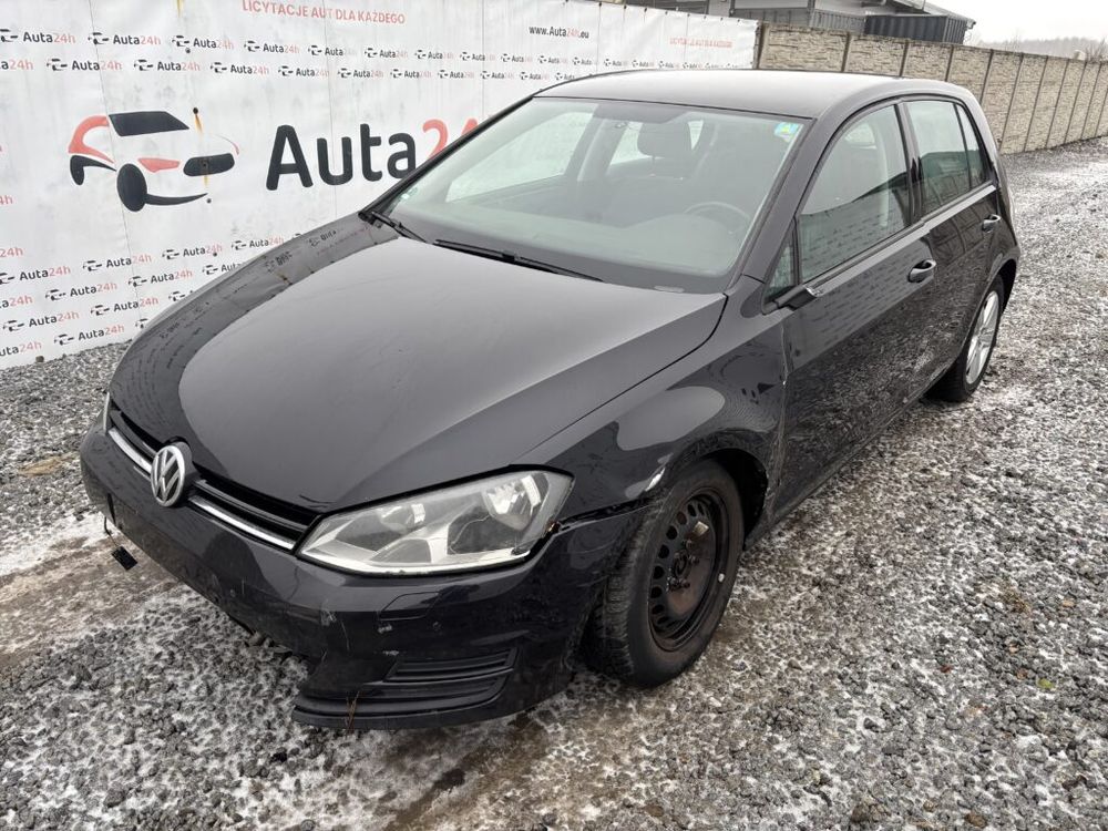 Volkswagen Golf VII 1.2 TSI BlueMotion Technology Comfortline 2014