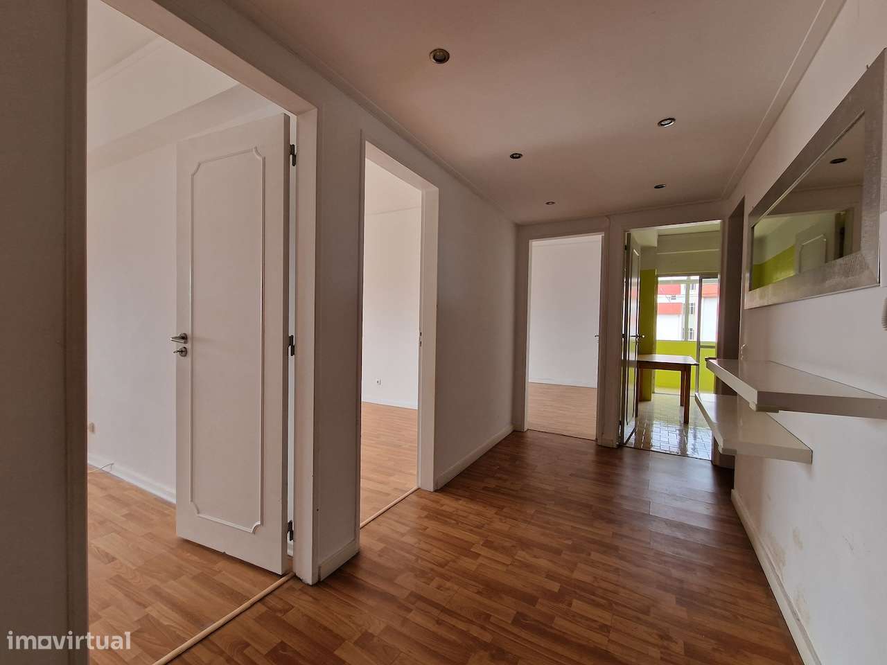 Apartamento T2 em Carnaxide - Centro de Carnaxide-20