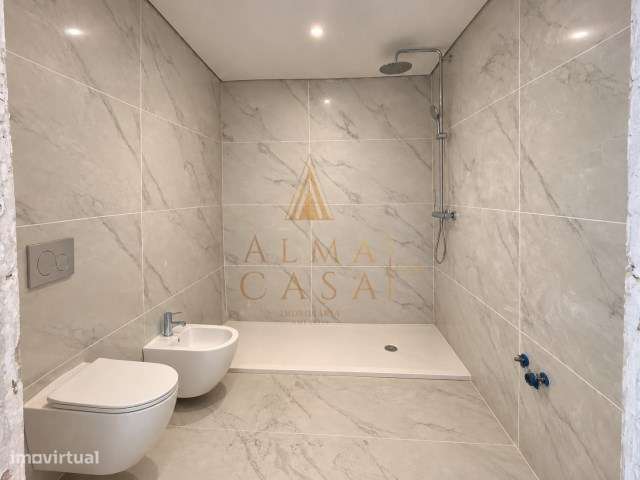 Fantástico apartamento T2 c/terraço Novo-10