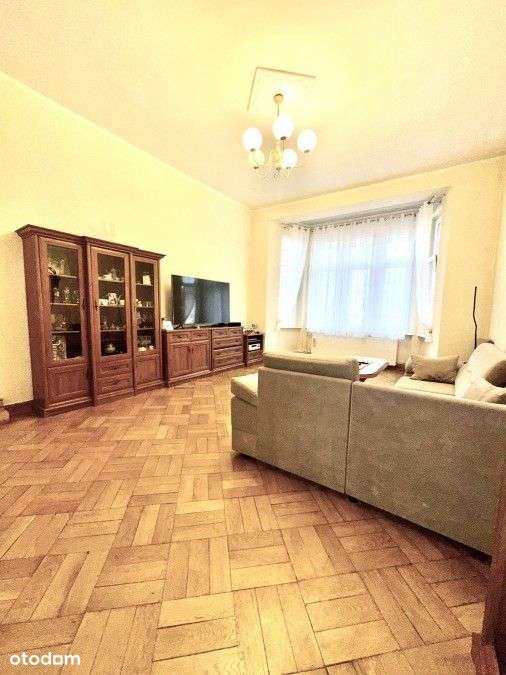 Mieszkanie w samym centrum miasta z widokiem na Aleję Fontann-4