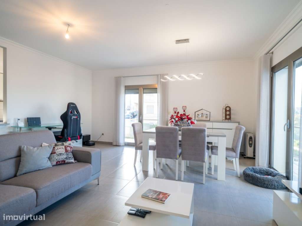 Apartamento T3 de excelentes àreas numa zona residencial calma da N...-5