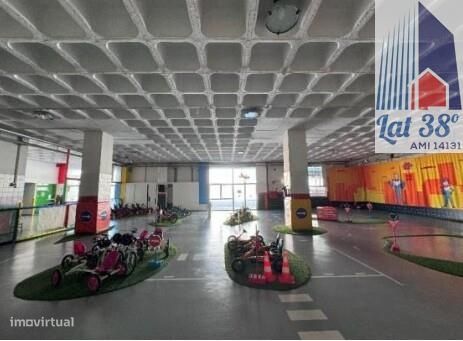 Armazém Prior Velho, Infraestrutura Completa - Grande imagem: 1/15