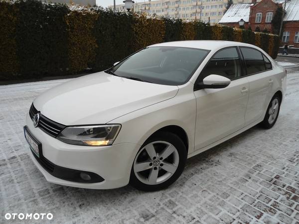 Volkswagen Jetta 1.6 TDI Trendline Perfectline - 5