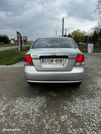 Chevrolet Aveo 1.4 SE - 6