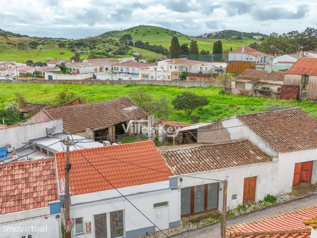 Terreno 795m² em Budens Armazém p/ Recuperar ou Projeto de Moradias...-9