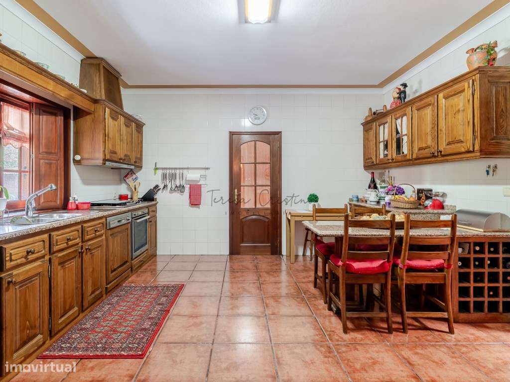 Moradia T3 Isolada com Anexo e 750 m² de Terreno Arca, Ponte de Lima-4