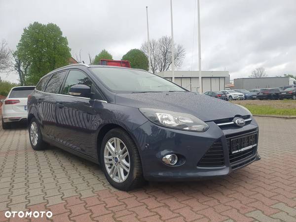 Ford Focus 1.0 EcoBoost Titanium ASS - 3