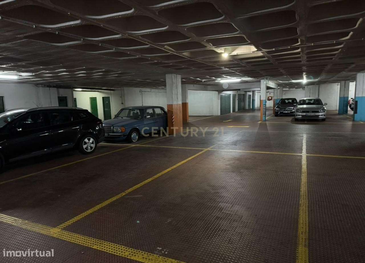Venda/Cessão de Quinhão Hereditário composto por Apartamento T3 com Vi-30