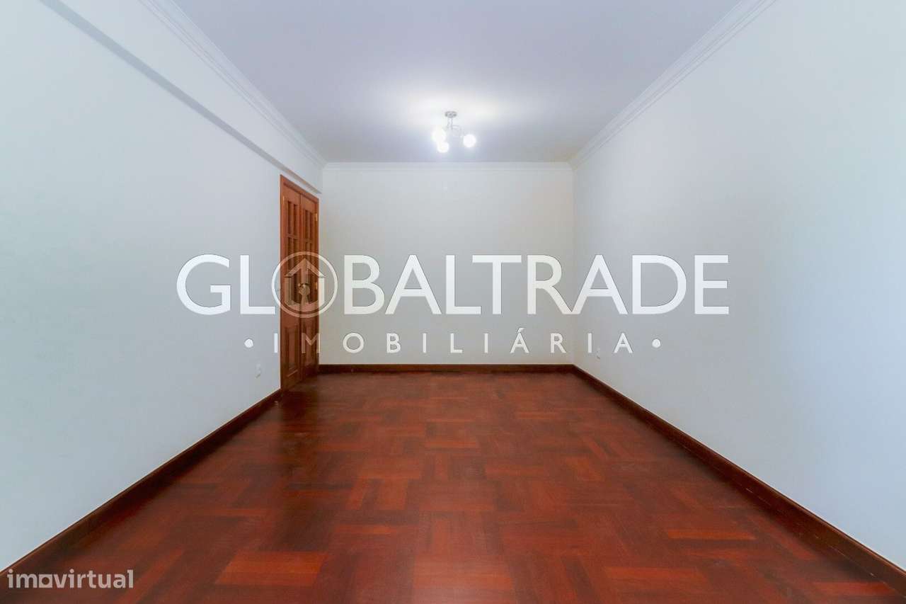 Apartamento T2 Renovado & Equipado em Fânzeres-18