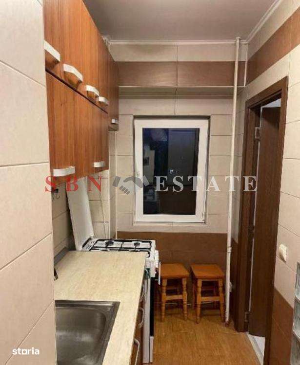 Garsoniera| Basarabia - Diham - Muncii | Renovat - Imagine principală: 5/9