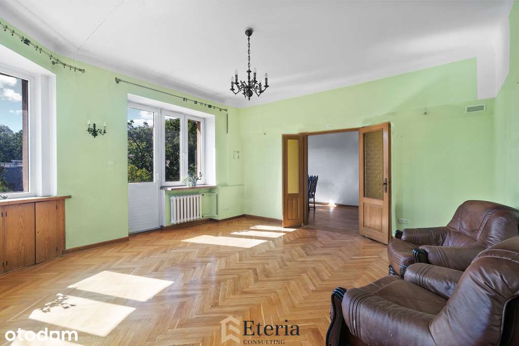 Kamienica 1936-2 balkony-Wysokość 3m-Rozbrat 20-1