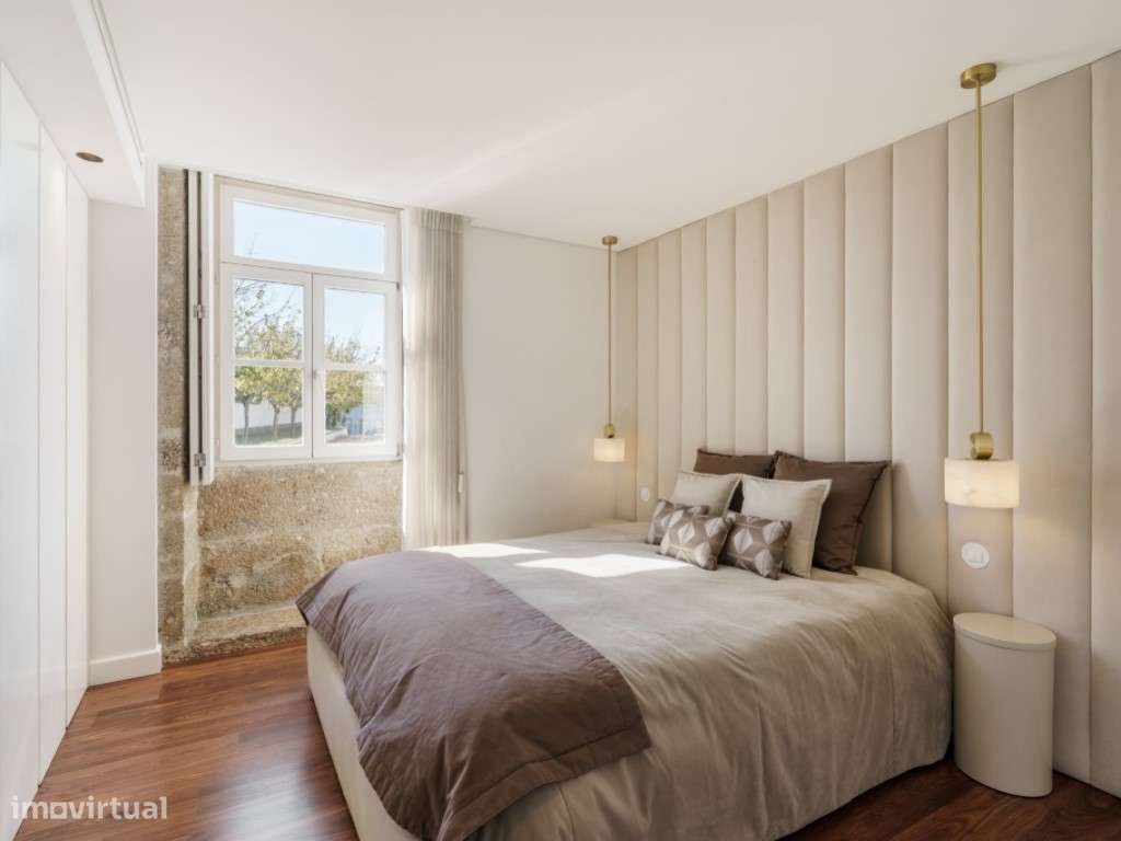 Apartamento T3 de luxo no Centro Histórico de Braga-36