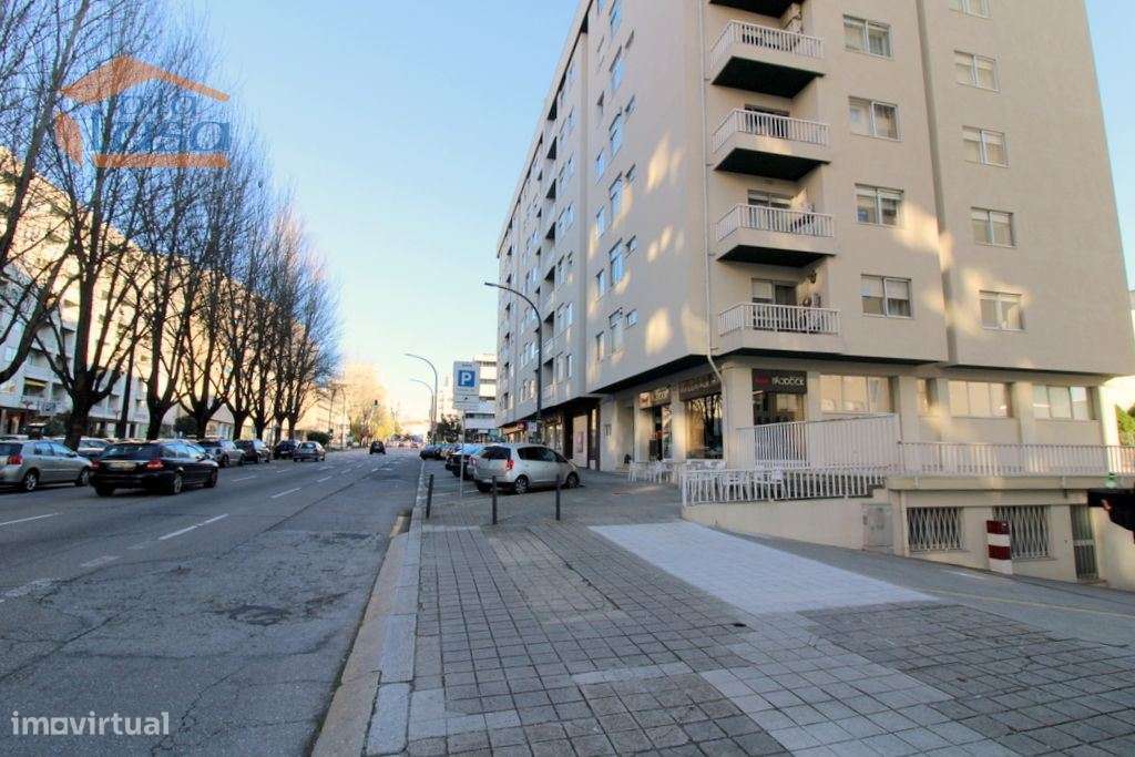 Trespasse de Confeitaria Pão Quente com fabrico Centro do Porto - Grande imagem: 3/24