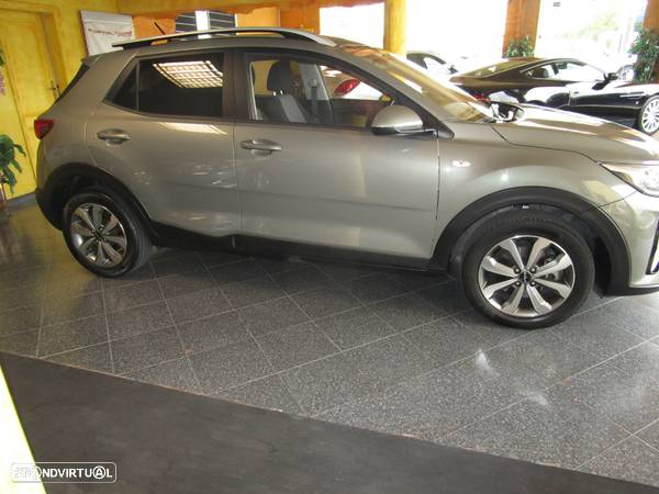 Kia Stonic 1.2 Dynamic - 2