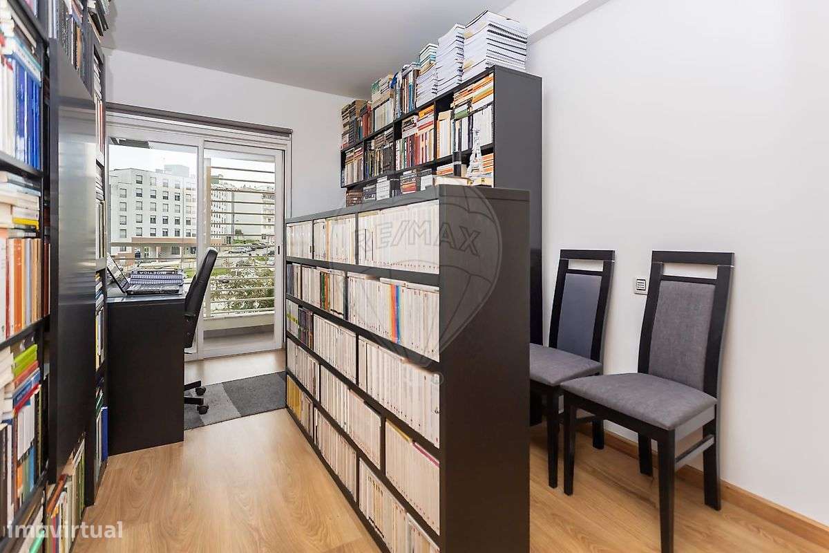 Apartamento T3 à venda em Feijó-32