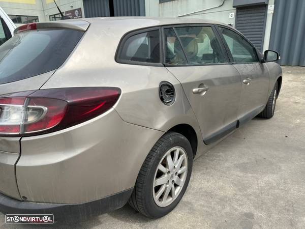 Renault Megane 3 Para Peças 1.5 Dci - 4