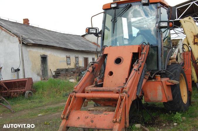 Dezmembrez FIAT HITACHI FB 95 - 2