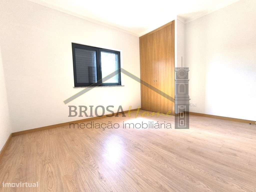 Moradia T3 em Vila Nova de Poiares-34