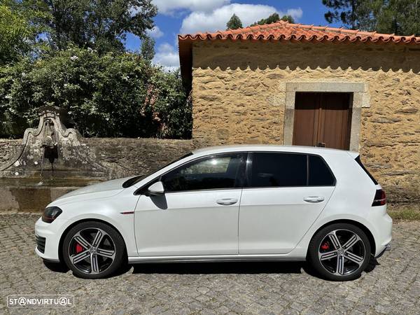 VW Golf 2.0 TSi GTi Performance - 3