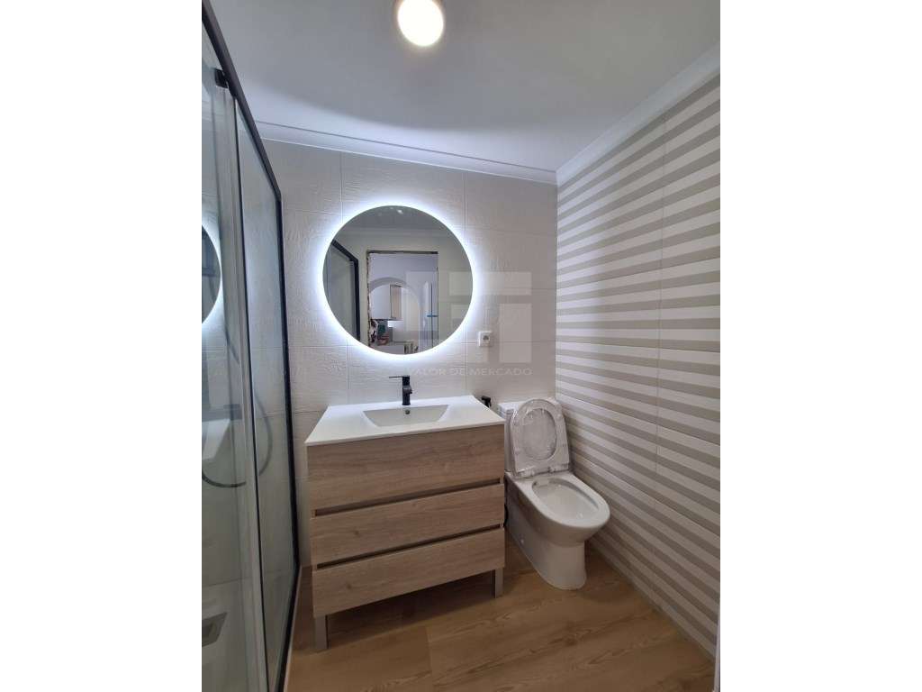 APARTAMENTO T2 - TRAVESSA DAS MÓNICAS, LISBOA-9