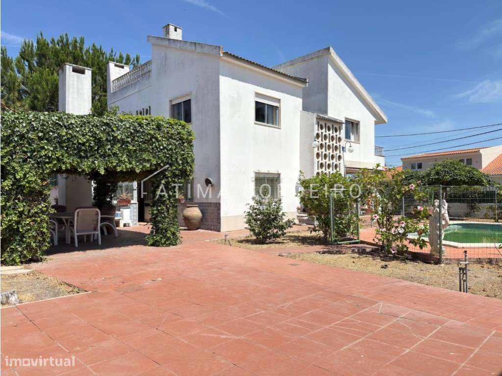 Verdizela - Fantástica Moradia Isolada T6+2 inserida em lote de gav... - Grande imagem: 5/40