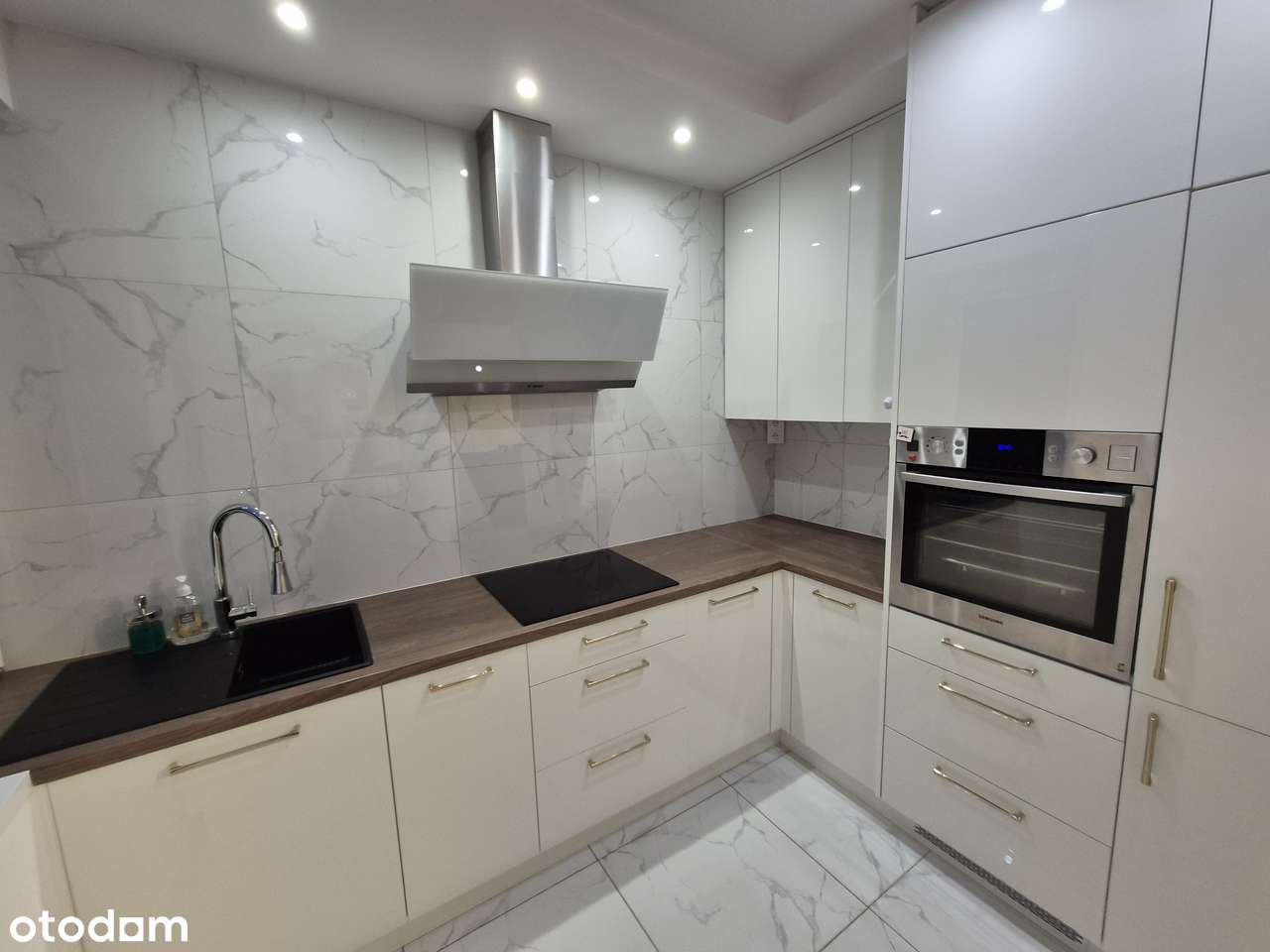 Przestronne mieszkanie z garderobą – wysoki standard, świetna lokaliz. - Pełny obrazek: 4/16