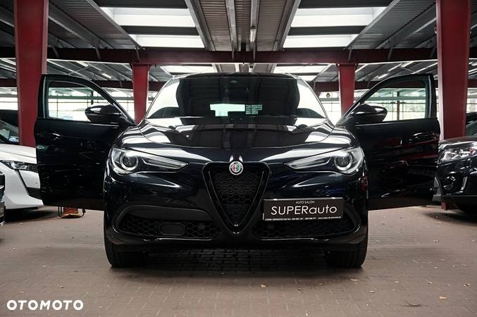 Alfa Romeo Stelvio 2.0 Turbo Veloce Q4 - 4