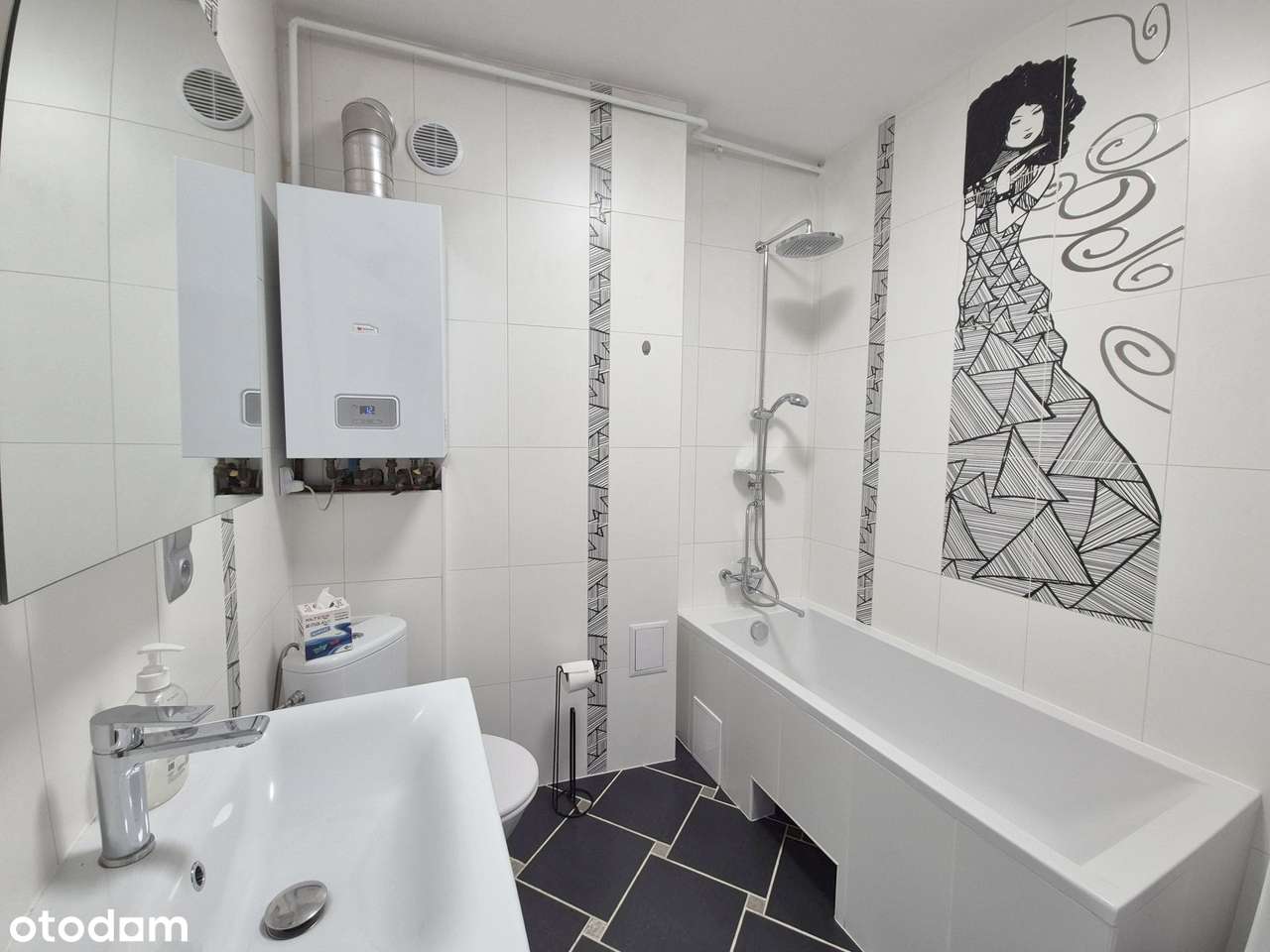 mieszkanie 64 m2 dobra lokalizacja– 3 pokoje, balkon,miejsce postojowe-17