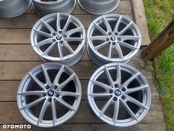 BMW 3.G01,X4 G02,G20,G21,G30,G31 7X18 ET22 5X112 - 1