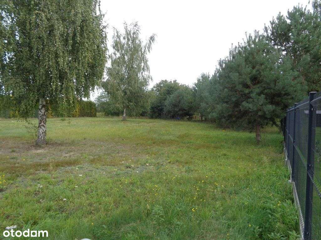 Działka budowlana w pobliżu Kampinoskiego P. N.-15